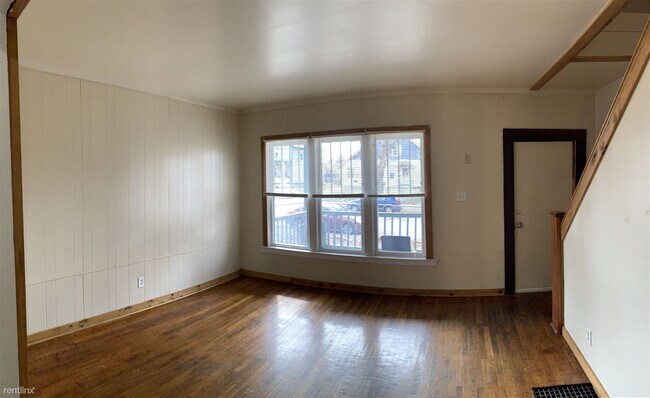 Building Photo - 3 br, 2 bath House - 61 Caledonia St NE