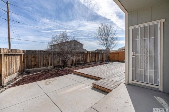 Building Photo - 9990 Rock River Dr.