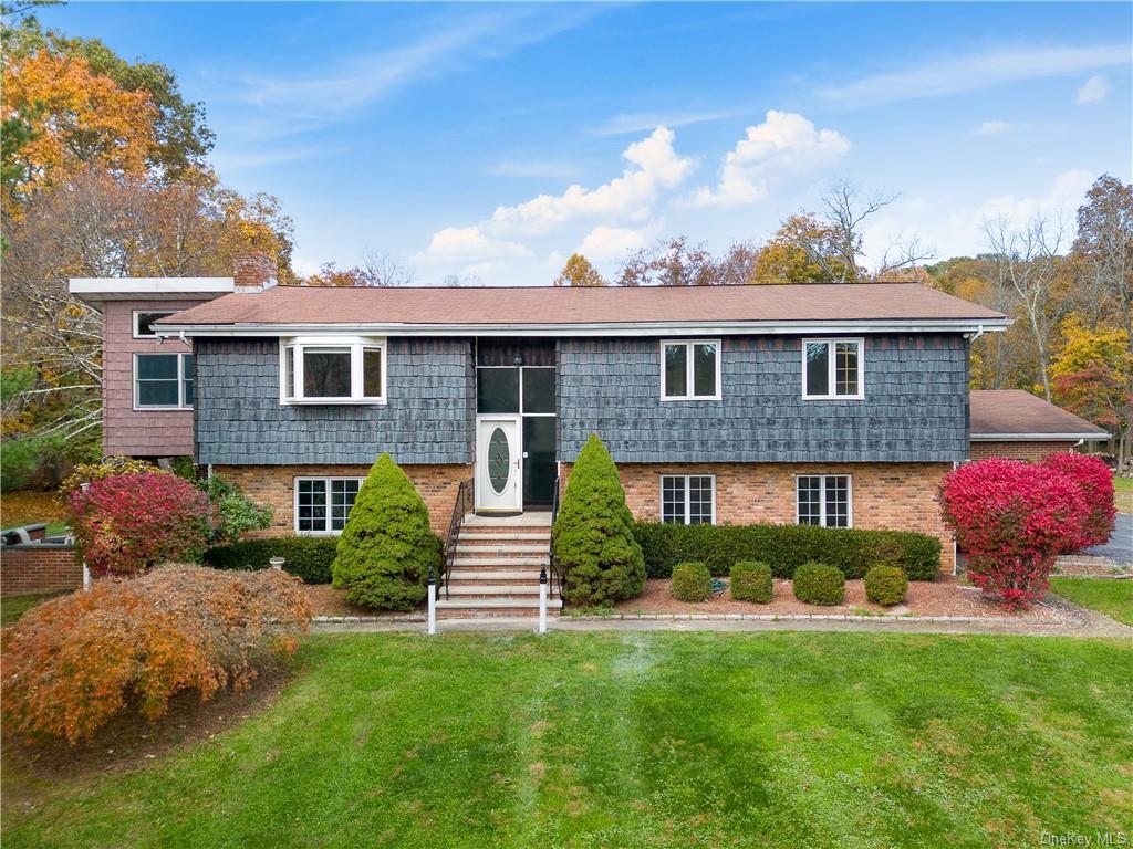 Primary Photo - 193 E Mt Airy Dr