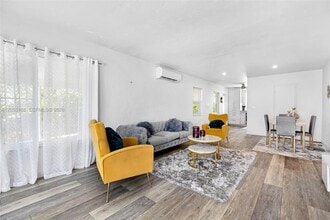 Building Photo - 821 84th St