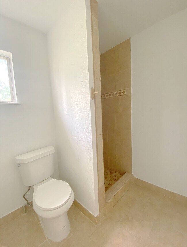 Building Photo - 5403 San Benito Dr
