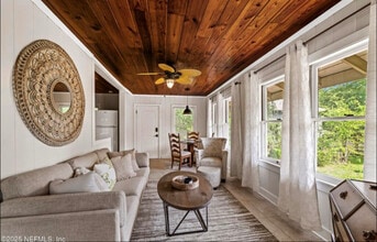 Building Photo - 4510 Kerle St