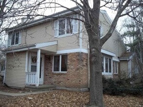 Building Photo - 19 Firestone Ct