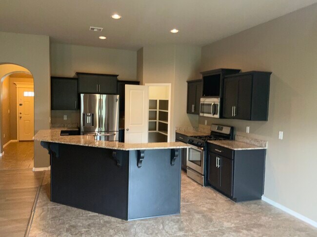 Foto del edificio - 4318 S 174th E Ave