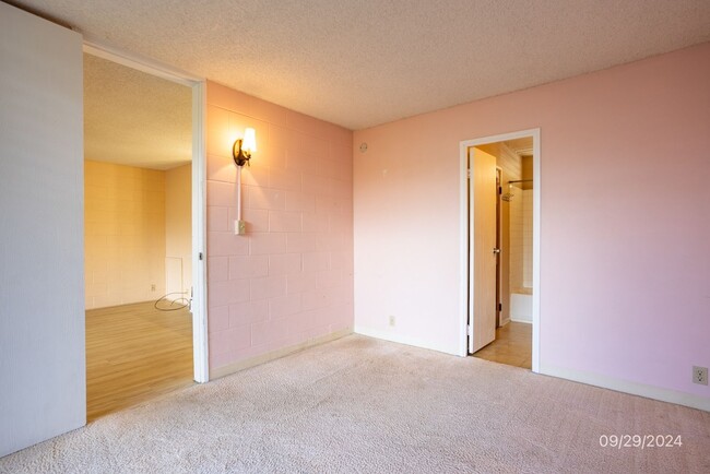 Foto del edificio - 3br/2ba/2pkg Condo in Waikalani Woodlands ...