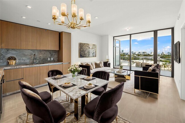 Building Photo - 500 Alton Rd