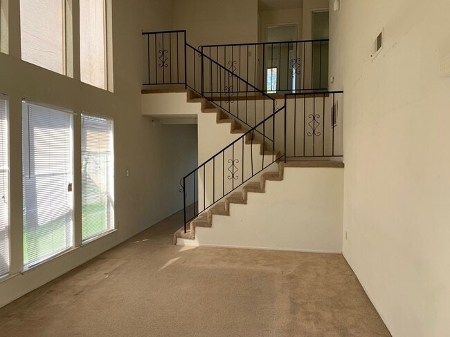 Foto del edificio - 1441001/60