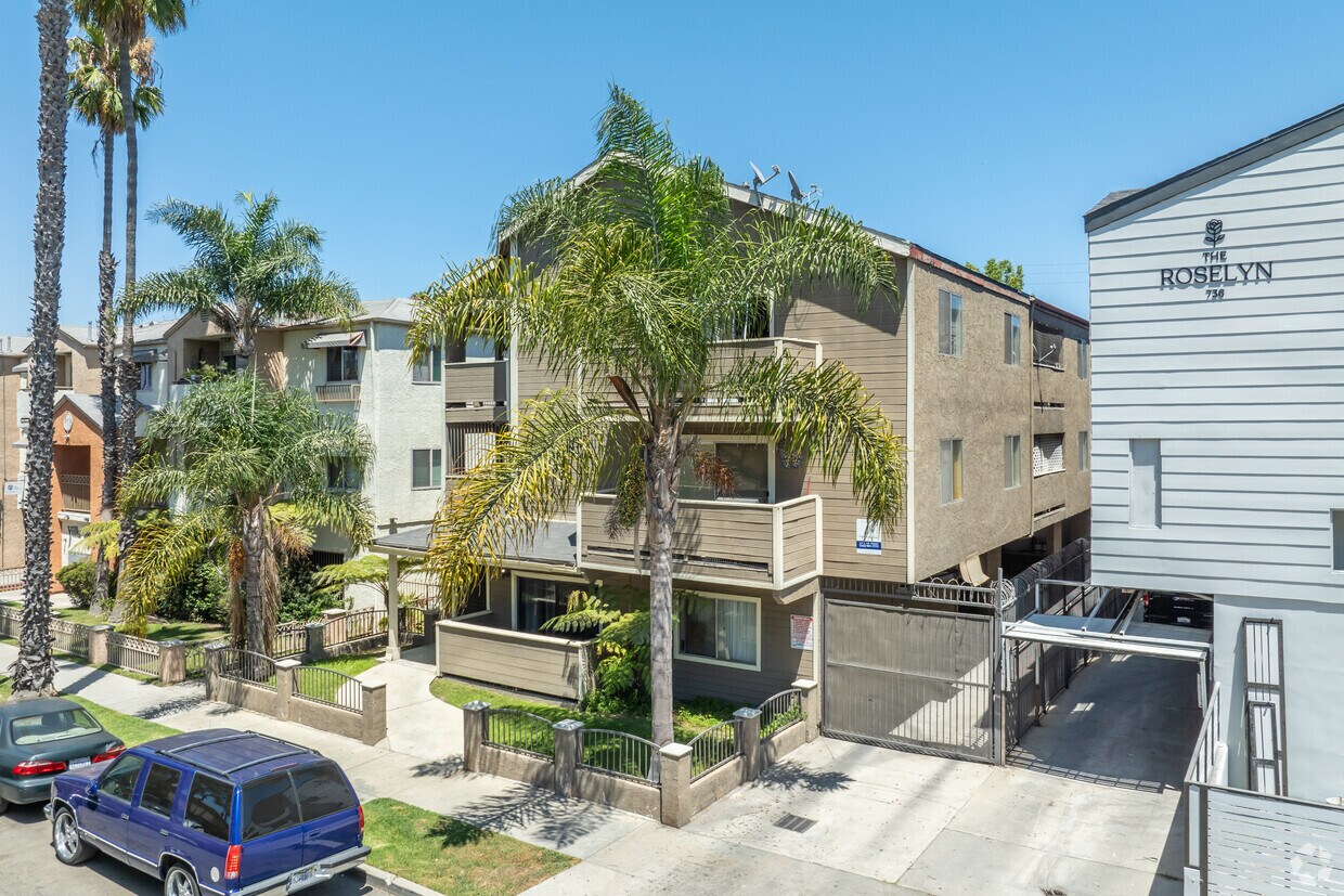 Foto principal - 744 Rose Ave