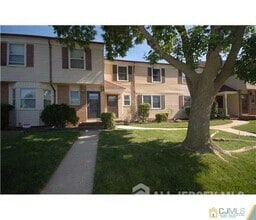 Building Photo - 4 Tiger Lilly Ct