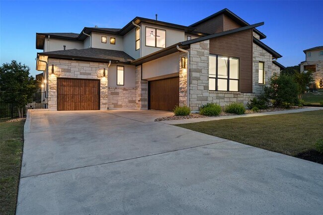 Foto del edificio - 6825 Davenport Divide Rd