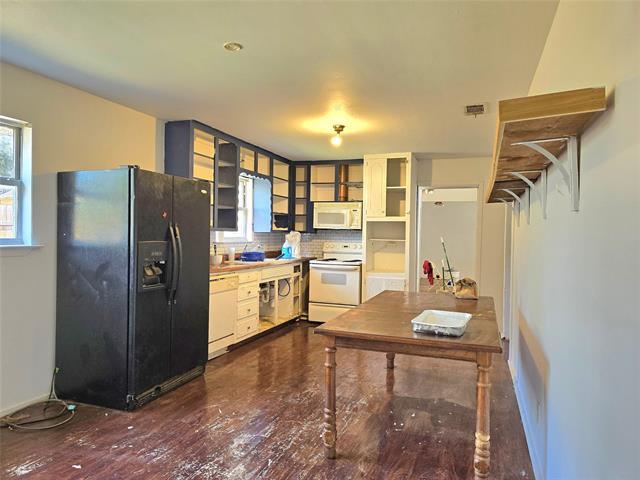 Building Photo - 611 Cannon Dr