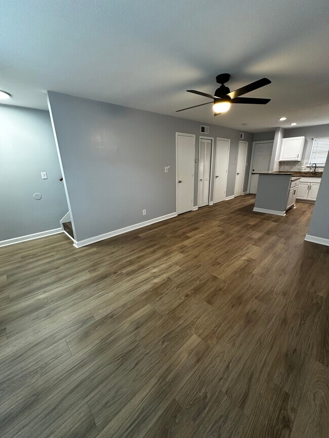 Foto del edificio - 2302 Maki Rd