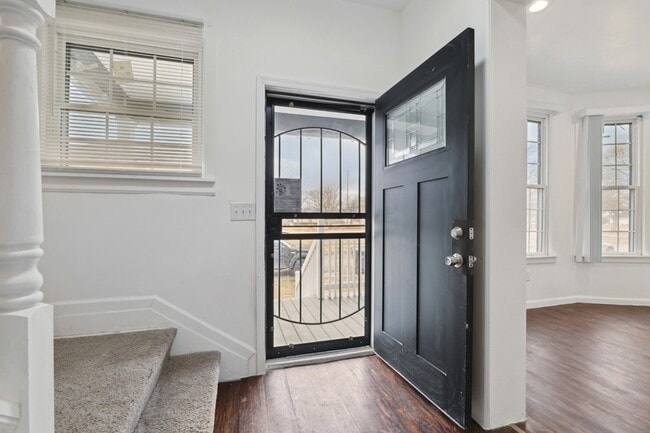 Foto del edificio - 1478 Helen St