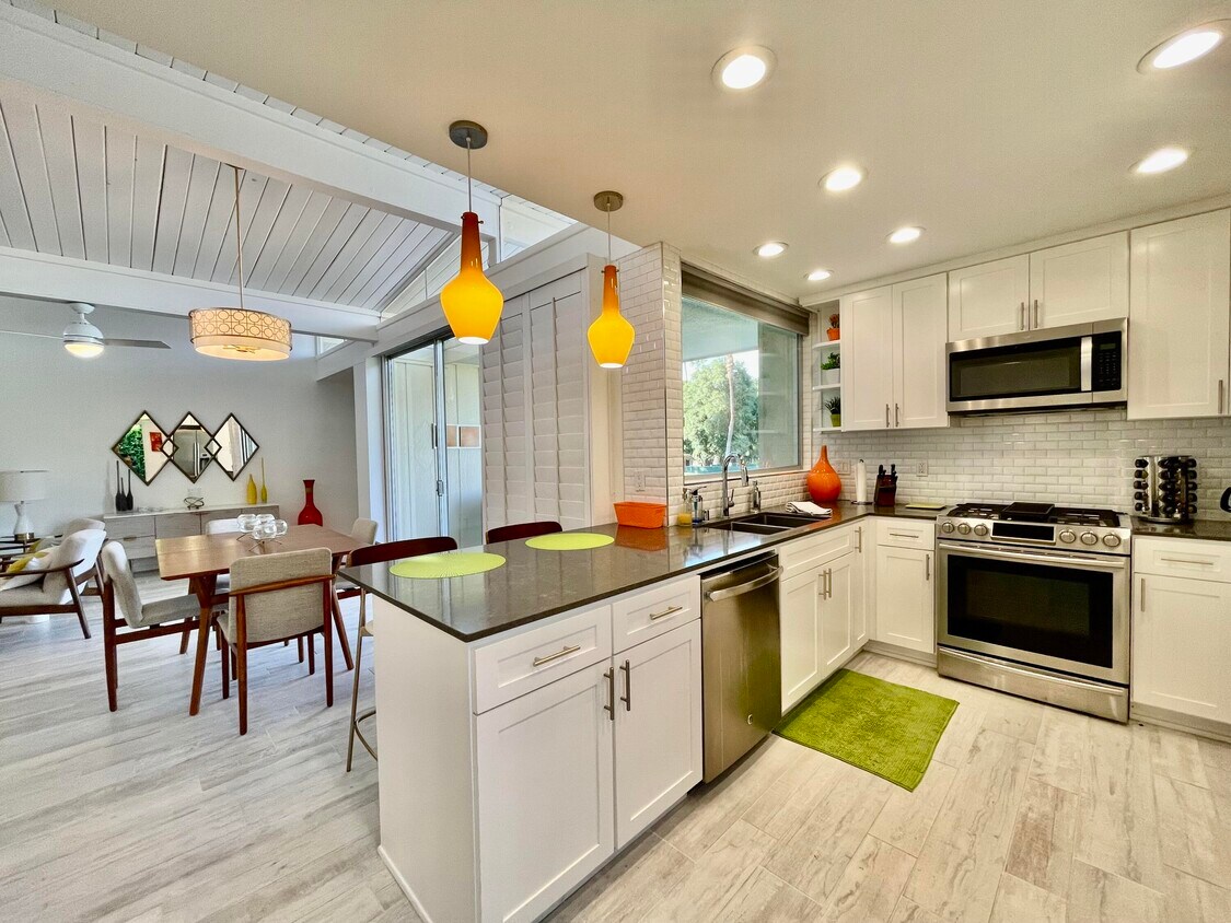 Foto principal - 73700 Grapevine St
