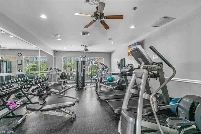 Building Photo - 6655 Huntington Lakes Cir