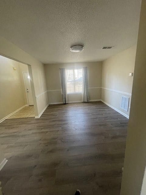 Foto del edificio - 6469 Brenda Ann Dr