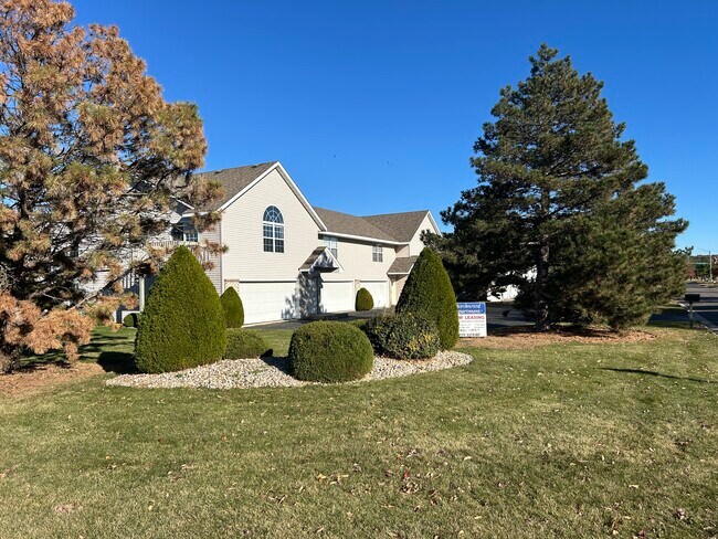 Foto del edificio - 5128 Zenith Pky