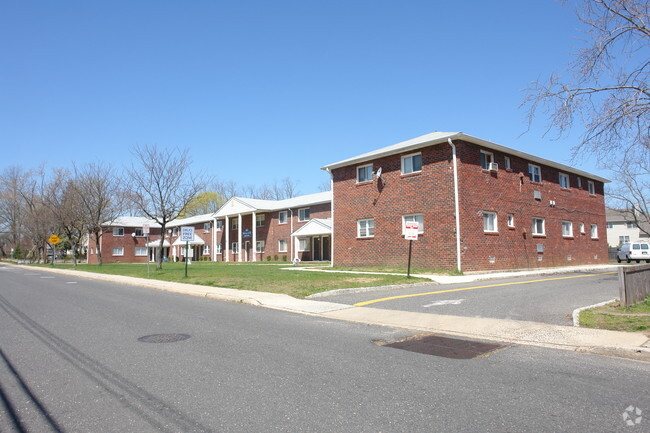 Building Photo - Richardson Apartments