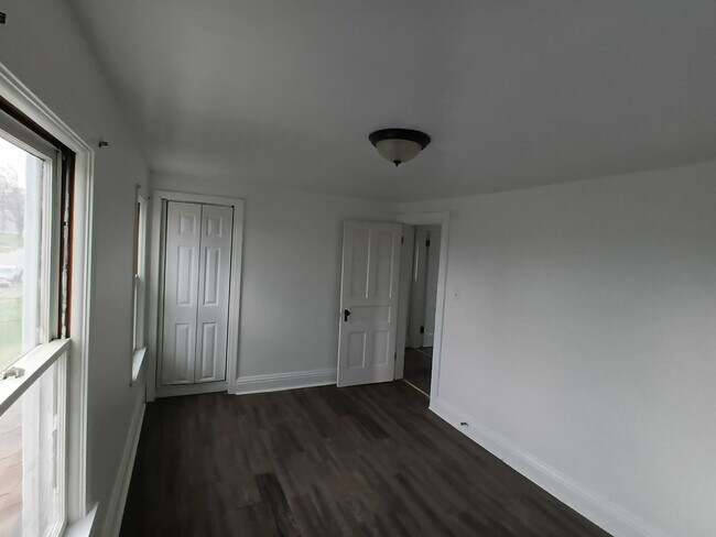 Dormitorio - 1005 Hamilton Ave