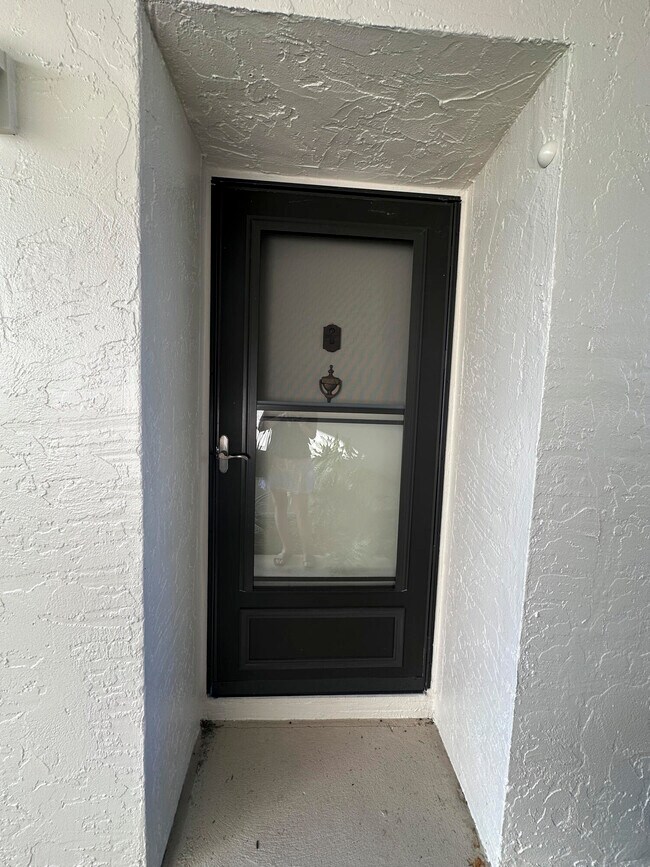 Foto del edificio - 2671 Boundbrook Blvd