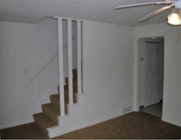 Escaleras - 2108 SE 11th Ter