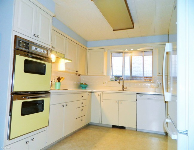 Foto del edificio - 375 Elm St