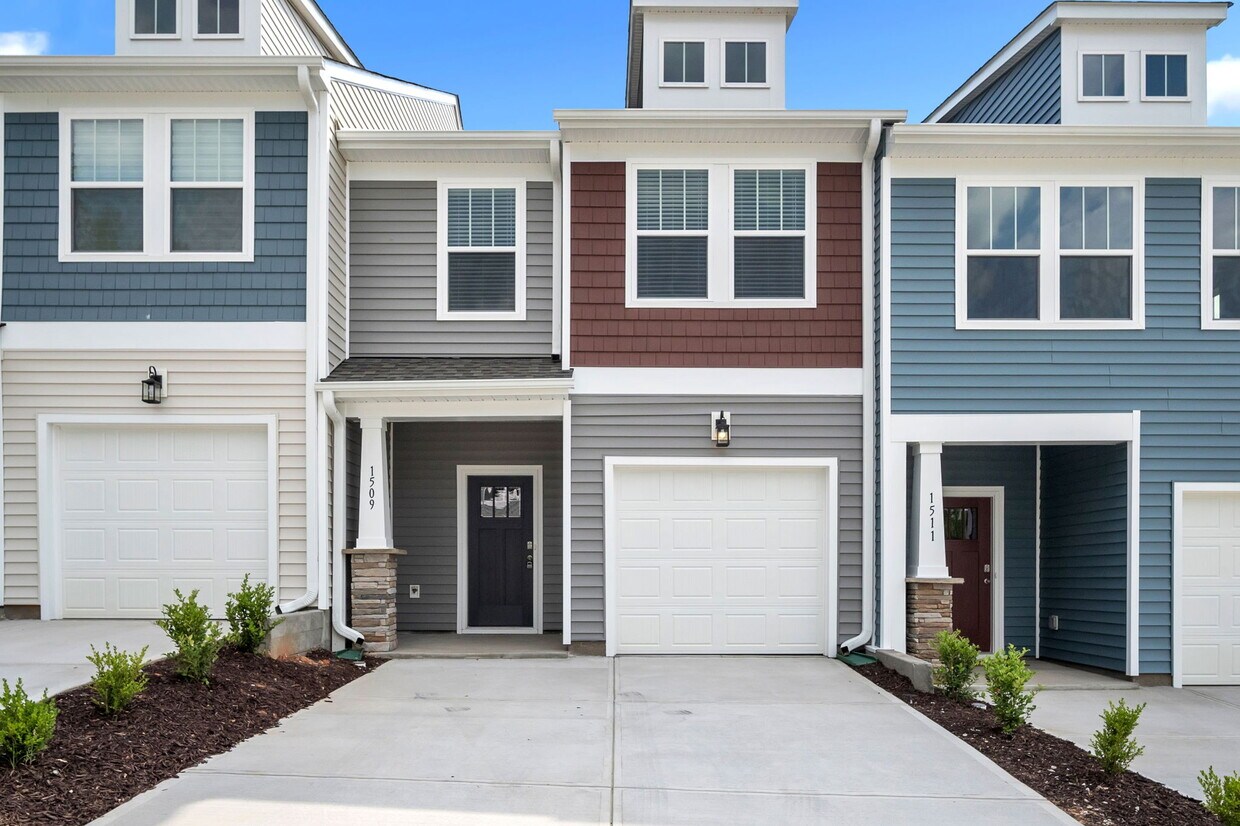 Primary Photo - 1509 Rivermeade Dr