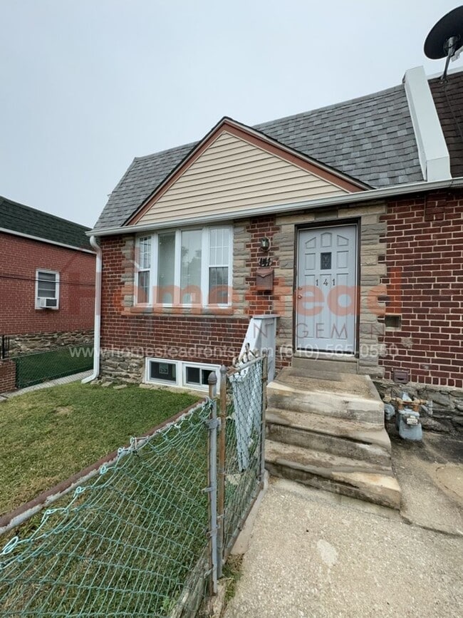 Building Photo - 141 Chadwick Ave