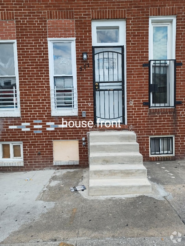 Building Photo - 577 Laurens St