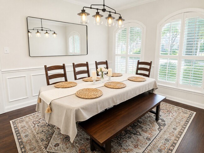 Foto del edificio - 2123 Shadow Park Dr