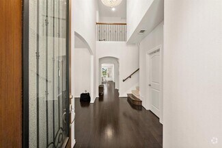 Building Photo - 17831 Maple Ash Dr