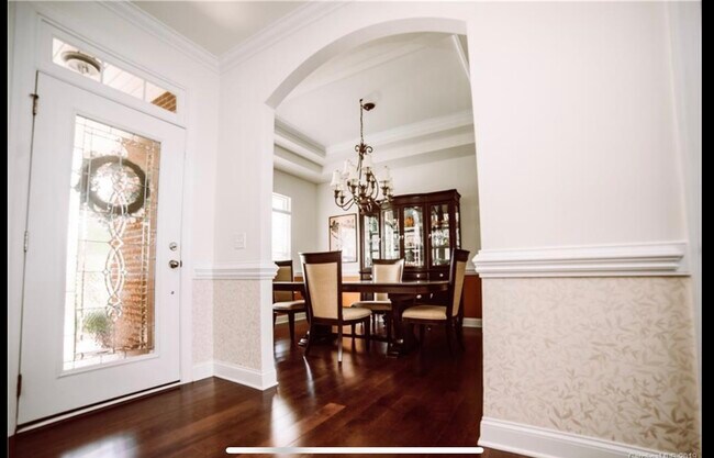 Comedor - 313 Thornhill St