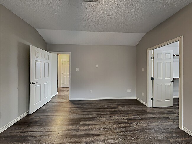 Foto del edificio - 2955 County Rd 855B