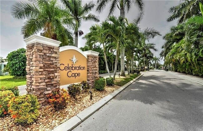 Building Photo - SE Cape Coral Single Family Home