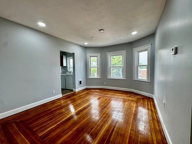 Foto del edificio - 228 Belmont St