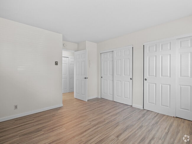 Unit 2 - Pruneyard Apartments