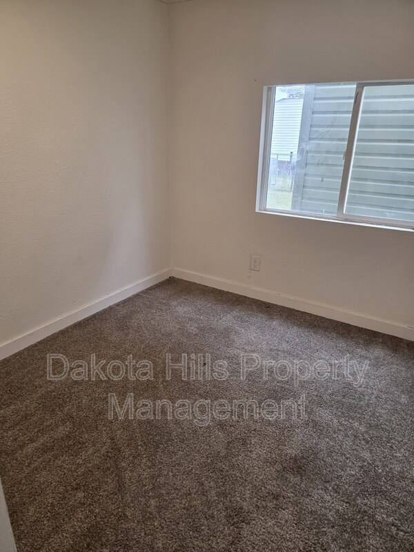 Foto del edificio - 107 Gumbo Dr