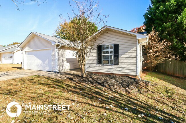 Building Photo - 2070 Tudor Dr
