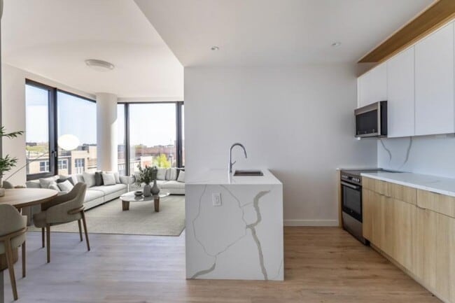 Building Photo - 2 bedroom in BROOKLYN NY 11204