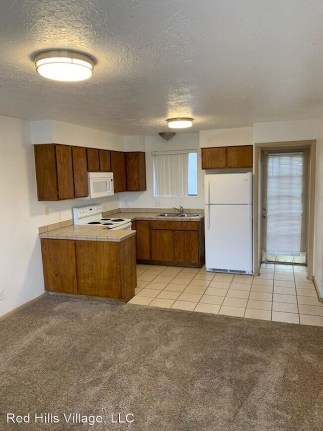 Building Photo - 141 N 200 W