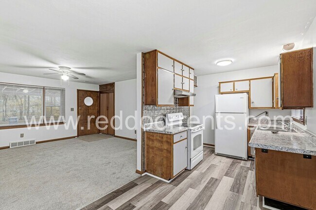 Foto del edificio - Charming 3-Bedroom Home Near Anderson University & Shadyside Park