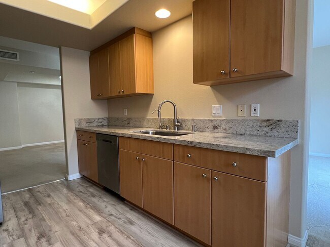 Foto del edificio - Spacious Paseo Villas 2 Bedroom 2 Bath Con...