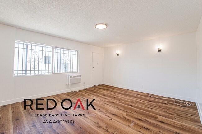 Building Photo - 1843 S Gramercy Pl