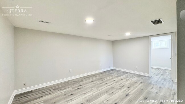 Building Photo - 746 Phillip Murray Av