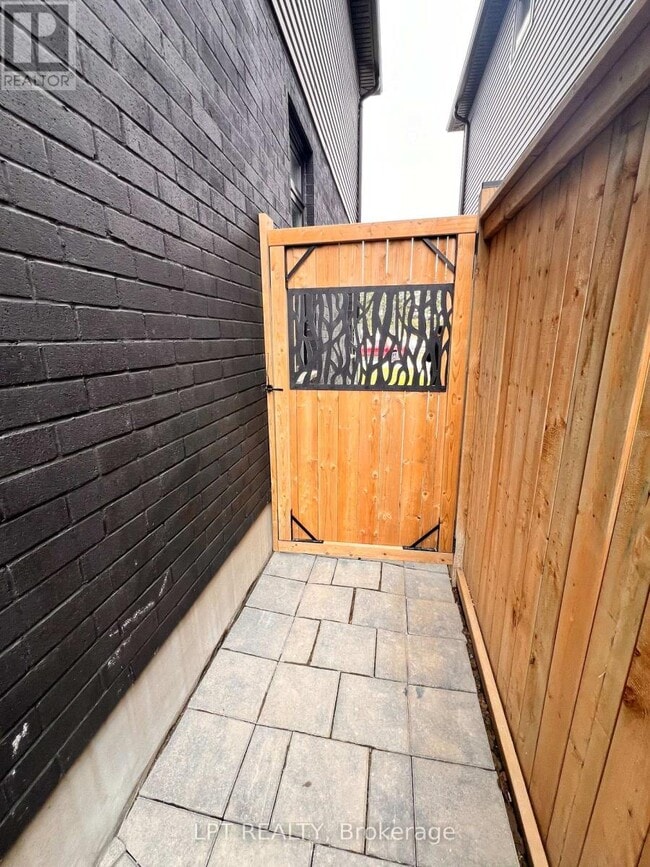 Building Photo - 3401 Regiment Rd