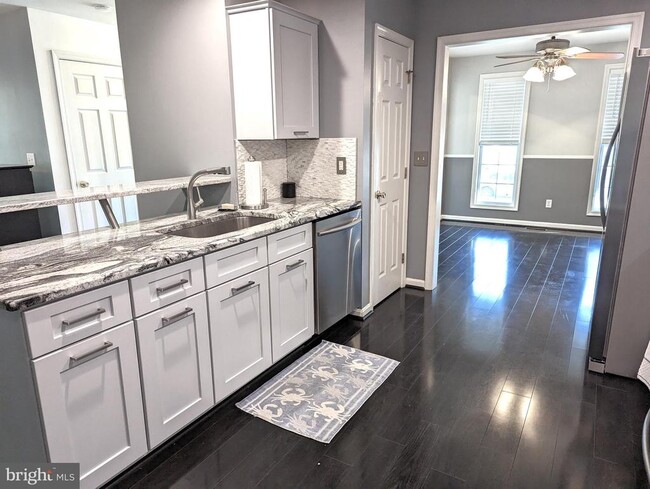 Building Photo - 128 Caspian Dr