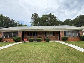 Building Photo - 1780 Southgate Ln SE