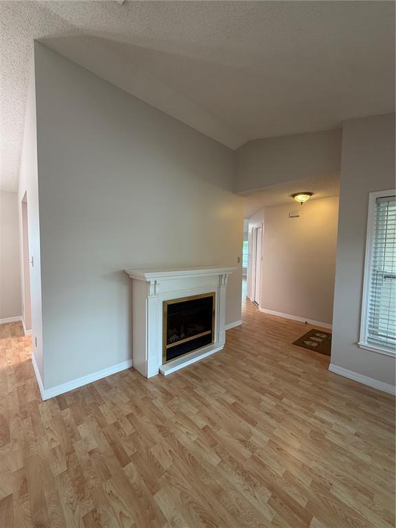 Foto del edificio - 3727 Dunwich Ave