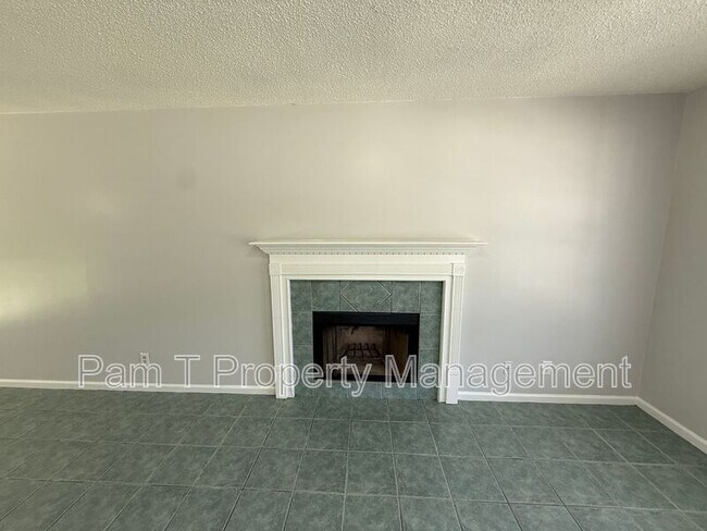 Foto del edificio - 105 Laurelwood Dr