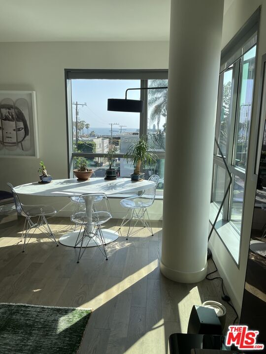 Foto del edificio - 1755 Ocean Ave